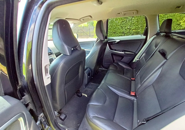 Volvo XC 60 cena 79000 przebieg: 280000, rok produkcji 2017 z Chojnice małe 497